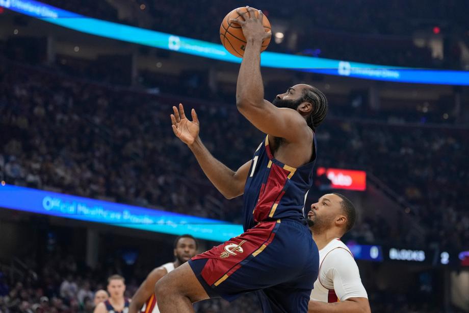 u8娱乐-斯特鲁斯29+8哈登17+14 骑士149-128复仇热火